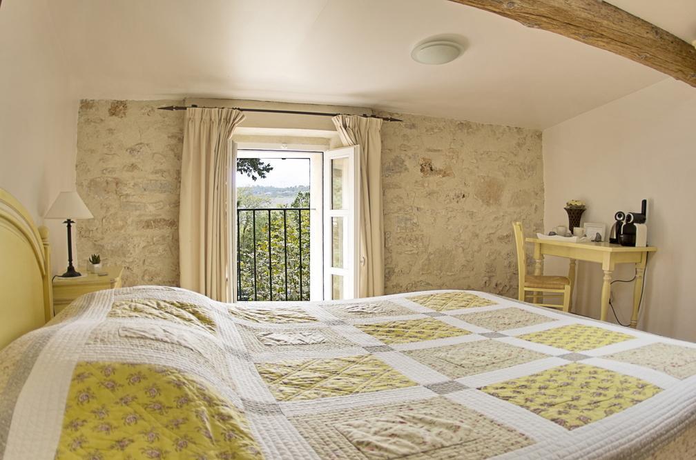 Besse-sur-Issole L'Abri Du Poete B&B 객실 사진
