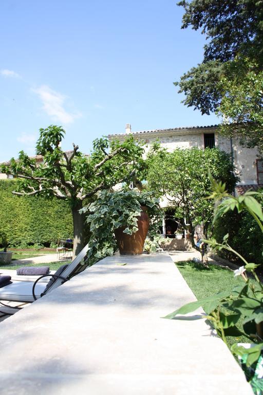 Besse-sur-Issole L'Abri Du Poete B&B 외부 사진
