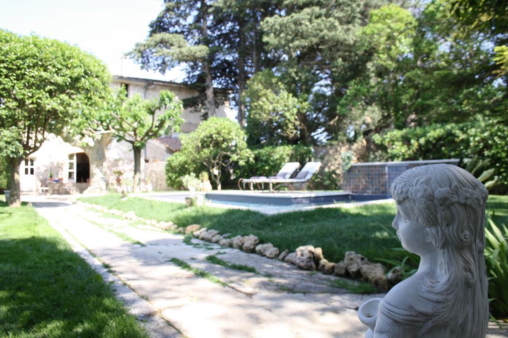 Besse-sur-Issole L'Abri Du Poete B&B 외부 사진